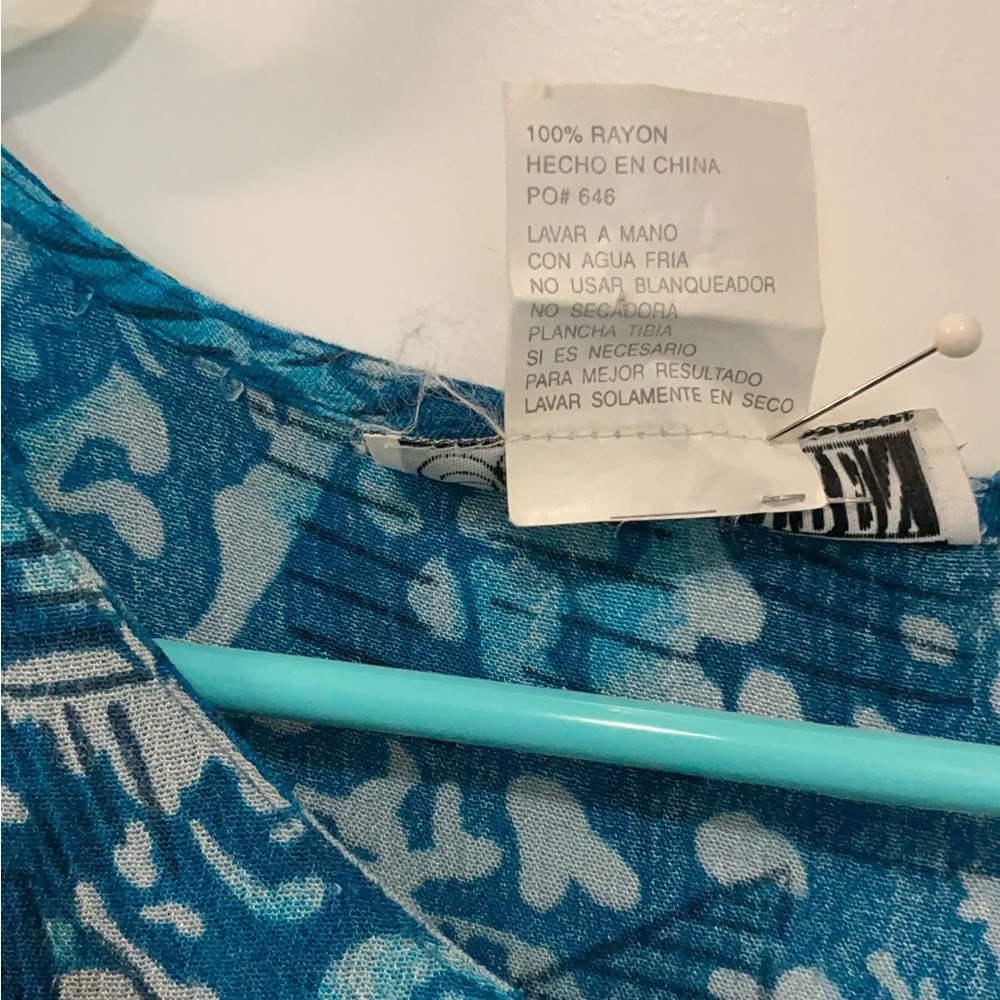 2X blouse - Picture 3 of 3
